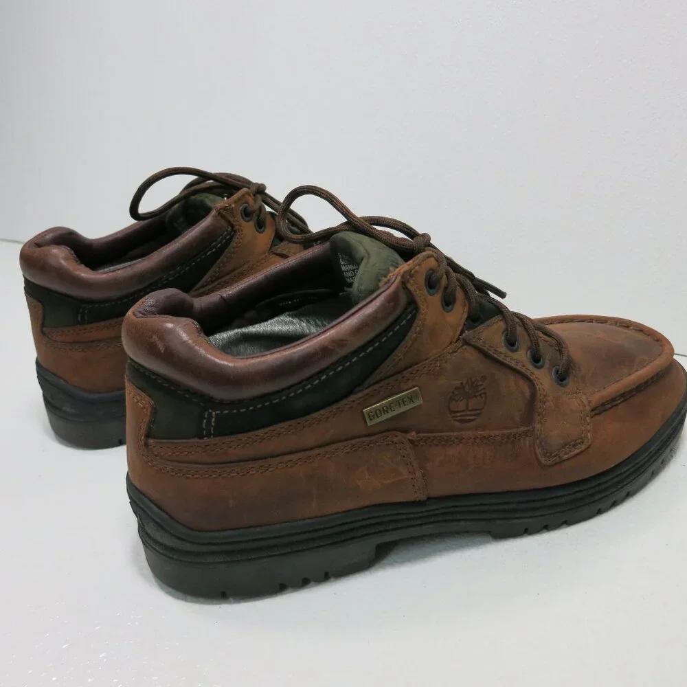 Timberland 37042 Nubuck Leather Men’s Casual Comfortable Chukka Boots Size 9.5 M